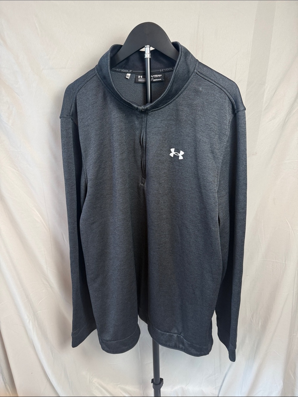 Under Armour Men’s Charcoal Gray Quarter-Zip Performance Pullover